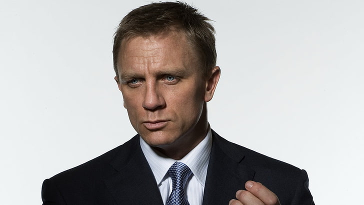 HD wallpaper: men's black suit jacket, movies, James Bond, Daniel Craig,  one person | Wallpaper Flare