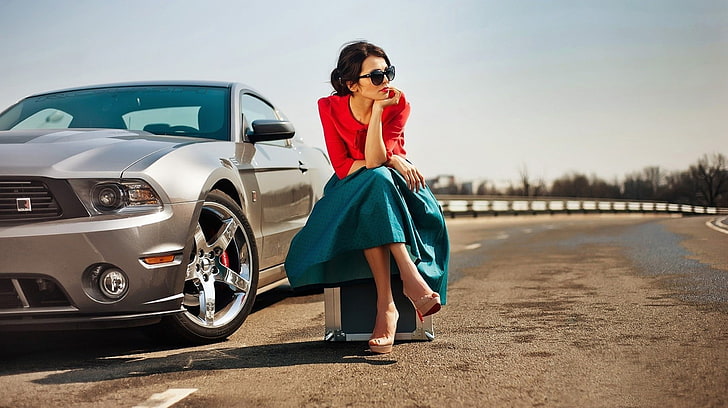 women with cars, full length, fashion, one person, young adult