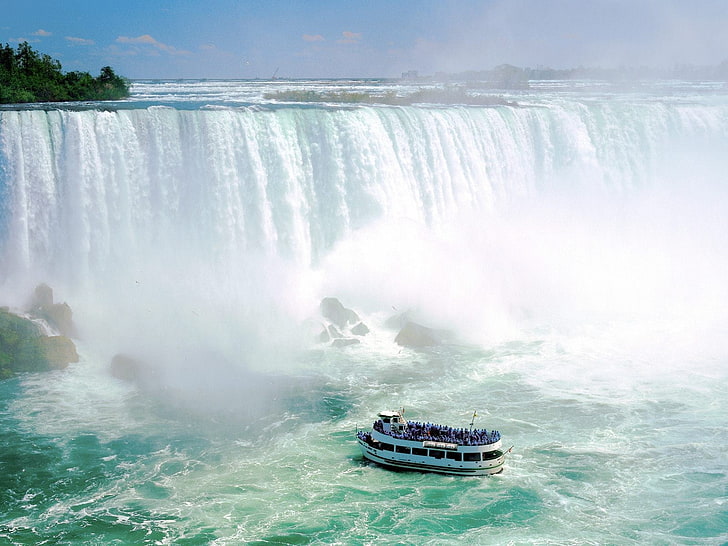 HD wallpaper: waterfall, Niagara Falls, nature, ship, people, sea, nautical  vessel | Wallpaper Flare