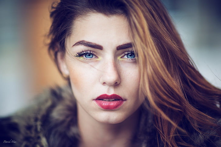 looking at viewer, blue eyes, vertical, women, fur, red lipstick, HD wallpaper