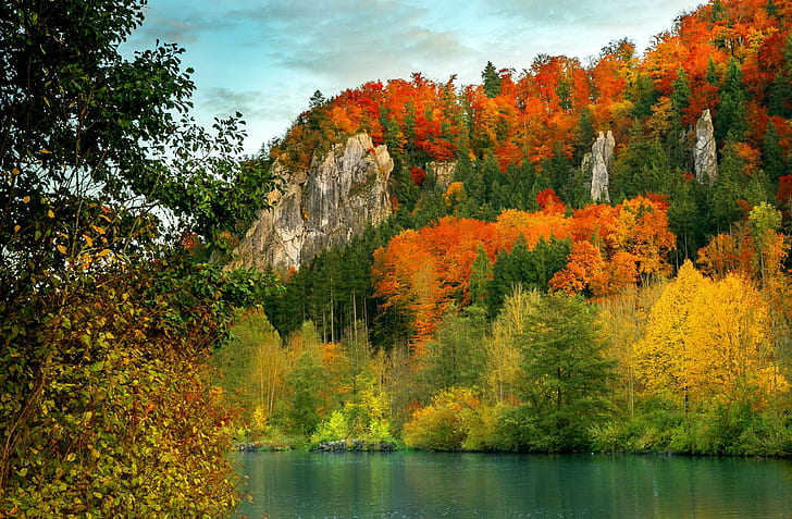 Autumn mountain, fall, nature, leaves, beautiful, shore, colors, HD wallpaper