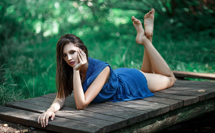 Disha Shemetova, women, model, brunette, outdoors, hand on face, HD wallpaper