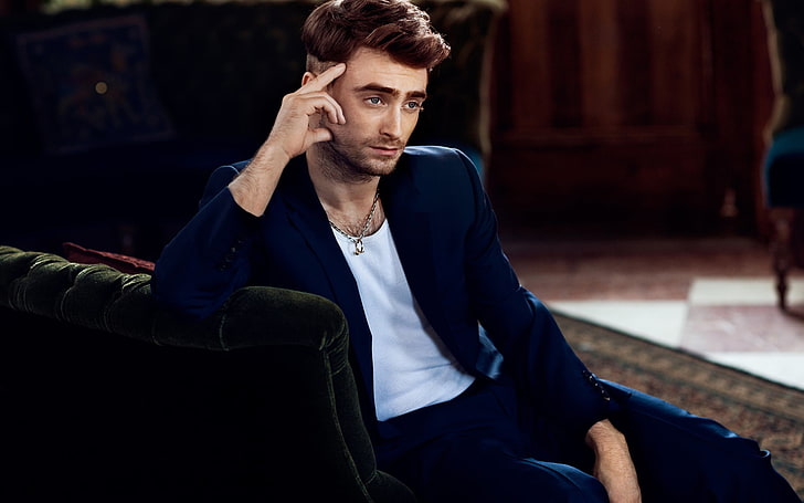 HD wallpaper: Dashing Daniel Radcliffe, men's black dress suit, Male  celebrities | Wallpaper Flare