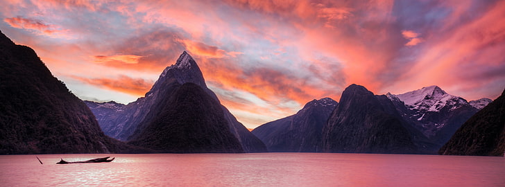 Sunset In Milford Sound, ocean near mountain, Oceania, New Zealand, HD wallpaper
