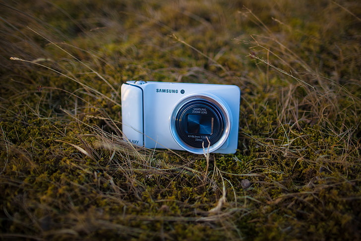 white Samsung point-and-shoot camera, galaxy, lens, camera - Photographic Equipment