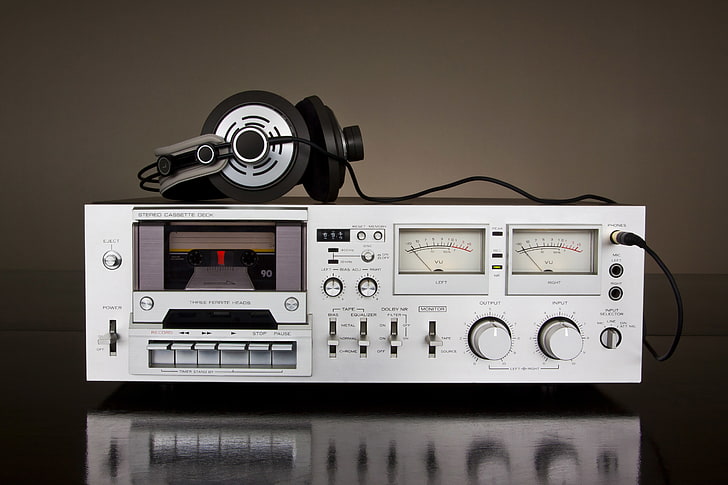 silver stereo component, retro, music, blur, headphones, player, HD wallpaper