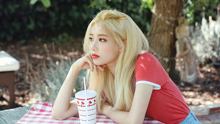 Kim Lip, K-pop, LOONA, blonde, HD wallpaper