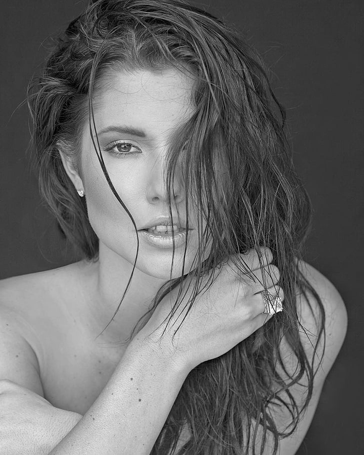 woman's face, Amanda Cerny, model, women, brunette, monochrome, HD wallpaper