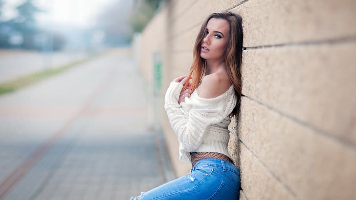 Girl, wall, long hair, photo, blue eyes, model, lips, jeans, HD wallpaper