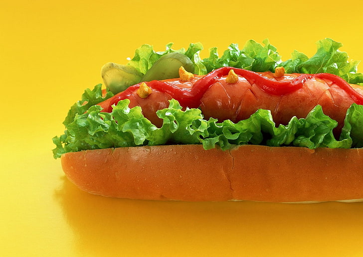 hotdog sandwich with lettuce, hot dog, sausage, biscuit, green