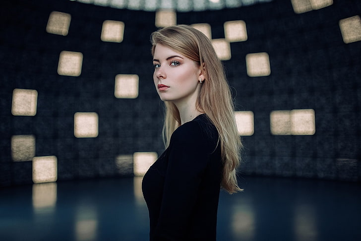 women's black long-sleeved shirt, blonde, Irina Popova, model