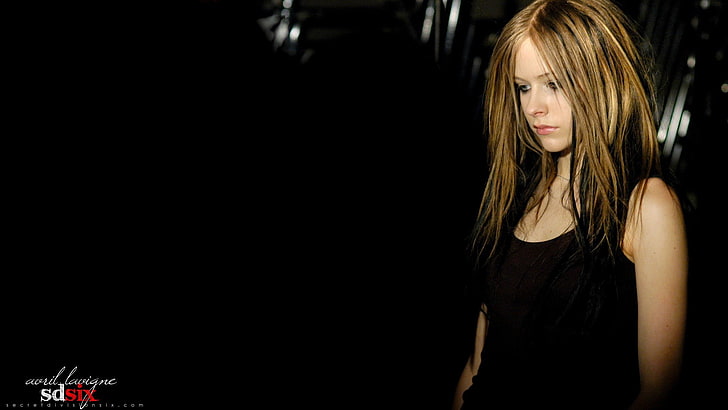 Avril Lavigne, women, dark, blonde, celebrity, singer, one person, HD wallpaper