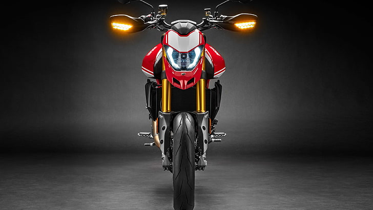2019 Ducati Hypermotard 950 SP 4K, studio shot, indoors, sport, HD wallpaper
