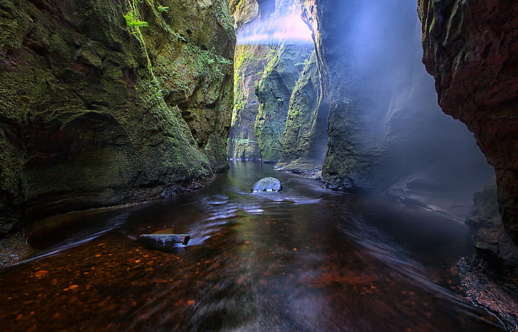 green Cavern, The Devil's Breath, Scotland, Gorge, Devil's Pulpit