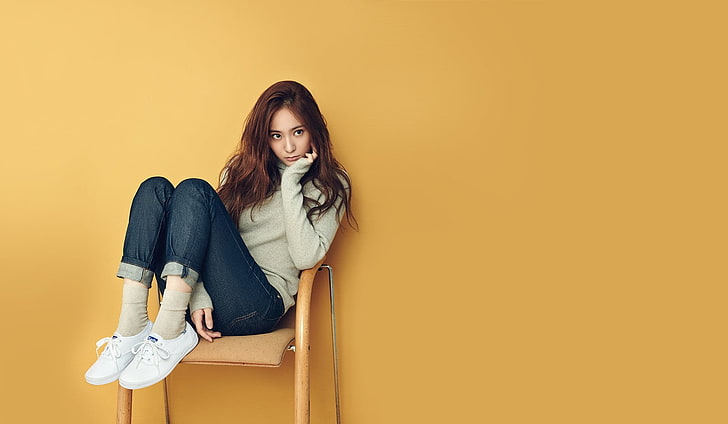 women's gray sweatshirt, K-pop, Krystal, long hair, one person, HD wallpaper