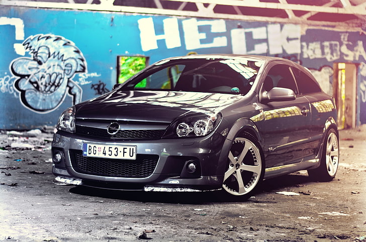 HD wallpaper: black Opel Astra H 3-door hatchback, Auto, Wall, Graffiti,  Machine