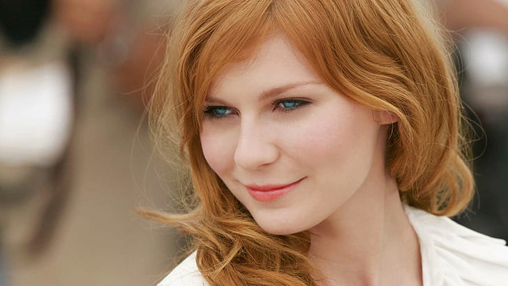 Kirsten Dunst Redhead and Blue Eyes HD, smile