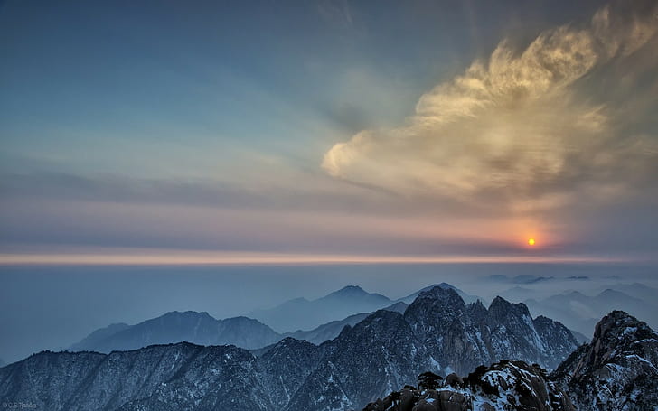 nature, landscape, sunset, mountains, mist, clouds, horizon, HD wallpaper