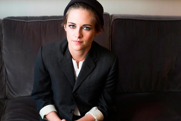 Kristen Stewart, photoshoot, for the film, Alice frame.