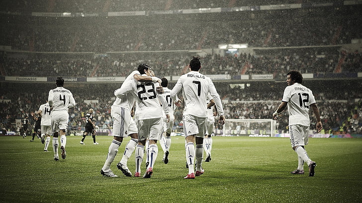 soccer, Real Madrid, sport, team sport, grass, group of people, HD wallpaper