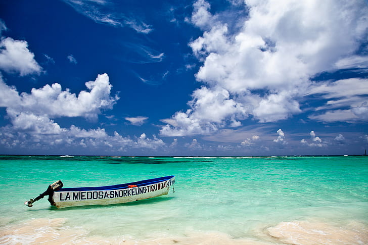 white and blue canoe on seashore during daytime, punta cana, dominican republic, punta cana, dominican republic, HD wallpaper