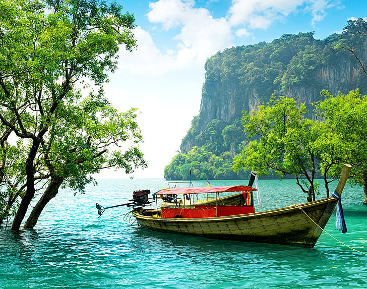 brown wooden boat, sea, beach, tropics, shore, fishing boats, HD wallpaper