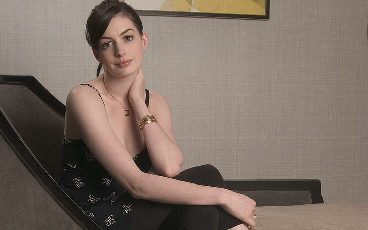 Anne Hathaway HQ Beautiful Actress, celebrity, celebrities, girls, HD wallpaper