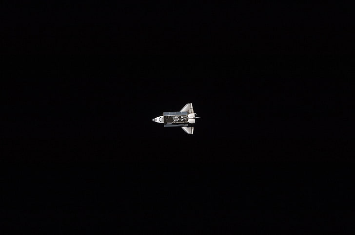 gray space shuttle, space station, aircraft, simple background, HD wallpaper