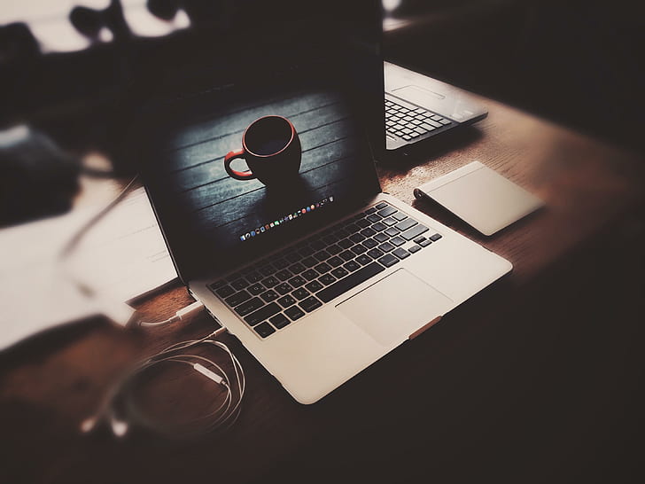 macbook pro, apple, laptop, headphones, table, HD wallpaper