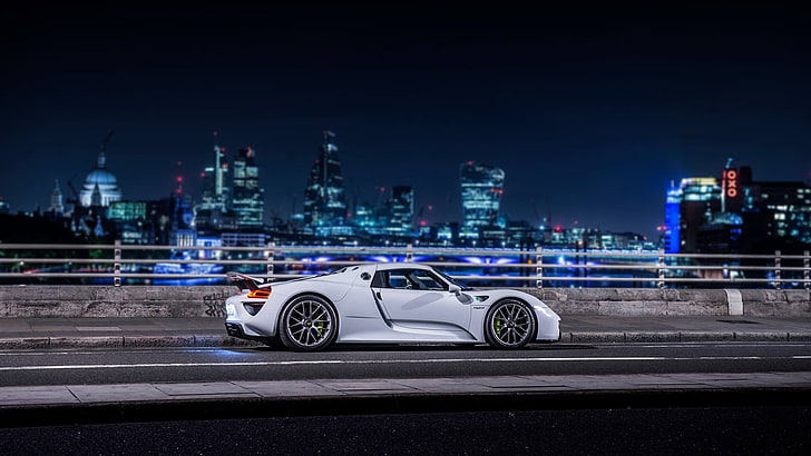 white supercar, Porsche, Porsche 918 Spyder, white cars, city