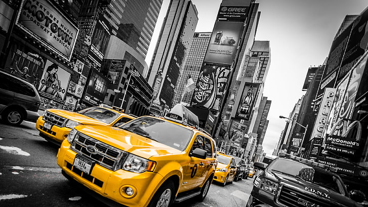selective photo of yellow sedan at Newyork Timesquare, New York City, HD wallpaper