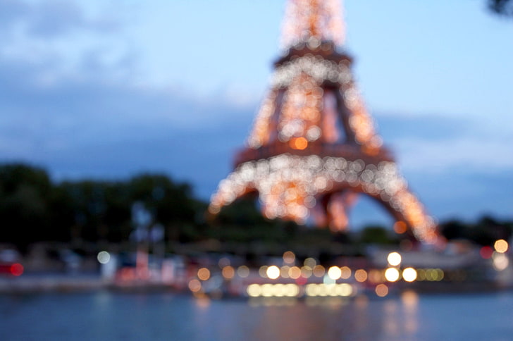 Eiffel Tower, Paris, France, the city, lights, blur, bokeh, La tour Eiffel, HD wallpaper