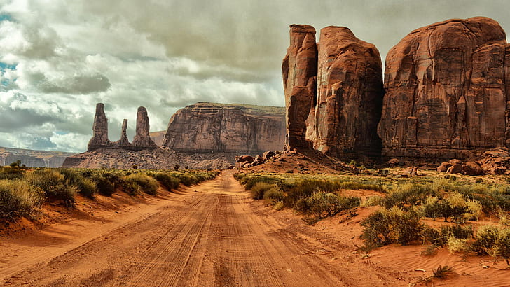 Monument Valley, Arizona, USA, road, gravel, rocks, bushes, clouds, HD wallpaper