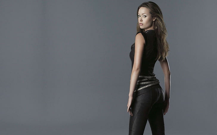 Summer Glau, women's black leather fitted pants, celebrities