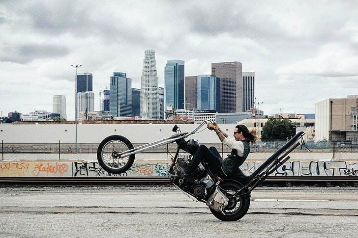 motorcycle, Harley Davidson, biker, chopper, Wheelie, Los Angeles, HD wallpaper