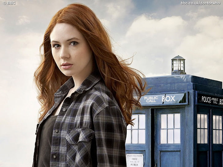 HD wallpaper: Karen Gillan, Doctor Who, TARDIS, Amy Pond, women, actress |  Wallpaper Flare