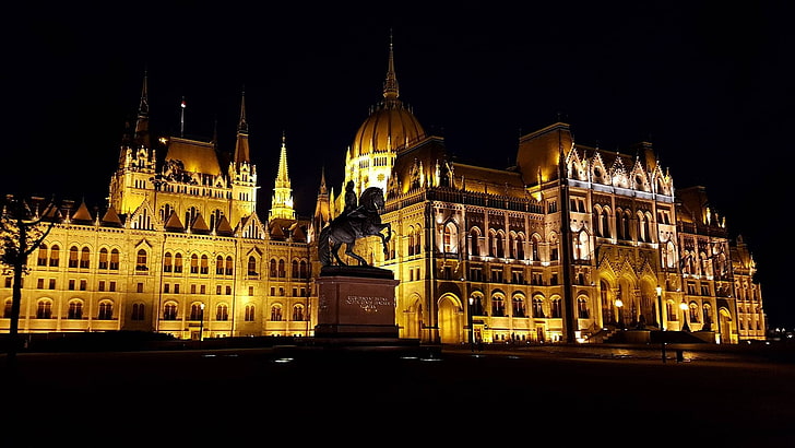Hungary, Budapest, Hungarian Parliament Building, night, building exterior