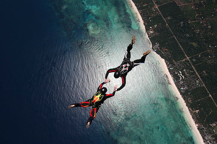 black long-sleeved top, skydivers, parachuting, stunt, extreme Sports, HD wallpaper