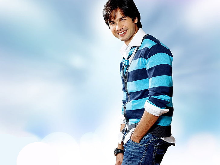 HD wallpaper: Shahid Kapoor Smily Face, blue striped collared shirt,  Bollywood Celebrities | Wallpaper Flare