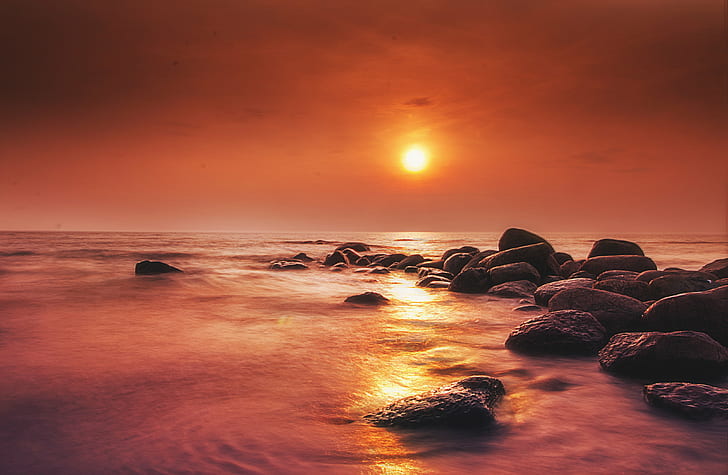 rocky shore under golden sun at the horizon, Dark, sunset, sun  light, HD wallpaper