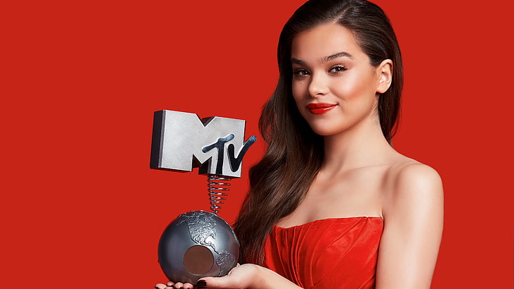 Hailee Steinfeld  2018 MTV EMAs 5K, studio shot, red, portrait, HD wallpaper