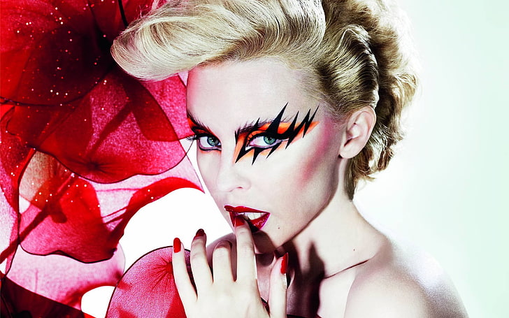 Kylie Minogue, makeup, painted nails, singer, women, celebrity