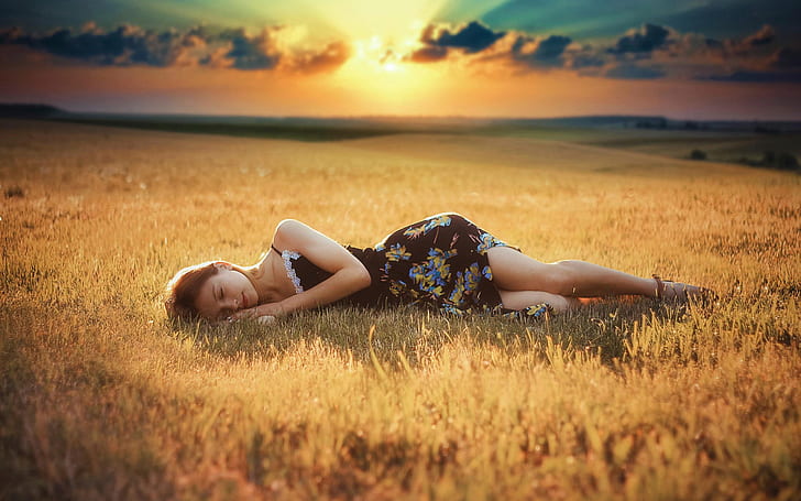 Girl sleep, grass, dusk, sunlight, HD wallpaper