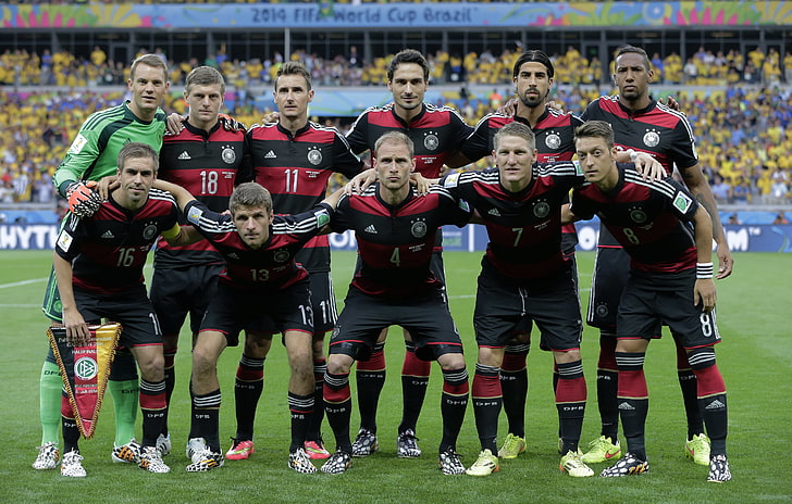 men's black and red soccer jersey suit, Germany, Mesut Ozil, Sami Khedira, HD wallpaper
