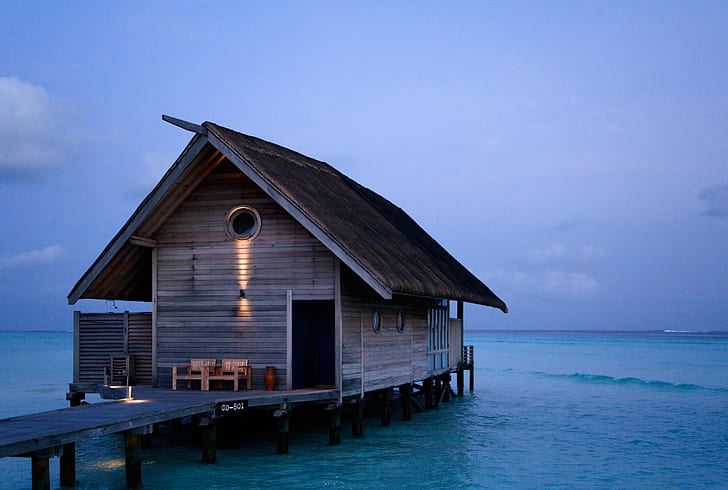 brown wooden seashore dock and house on sea water photography, maldives, maldives, maldives, maldives, HD wallpaper