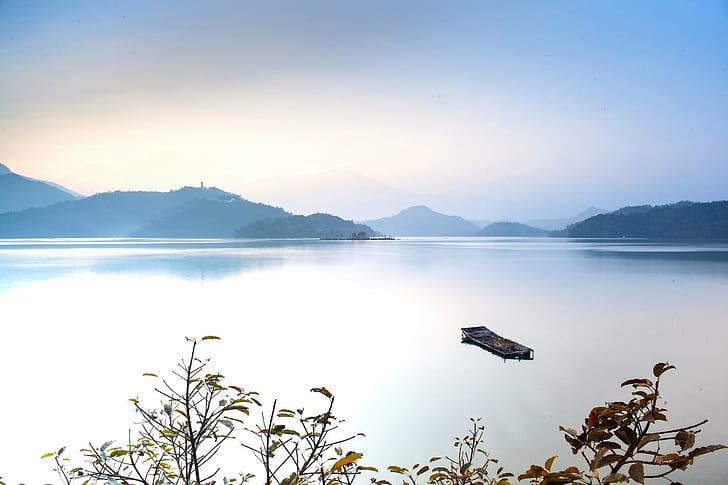 boat on center of body of waqter, sun moon lake, taiwan, sun moon lake, taiwan, HD wallpaper