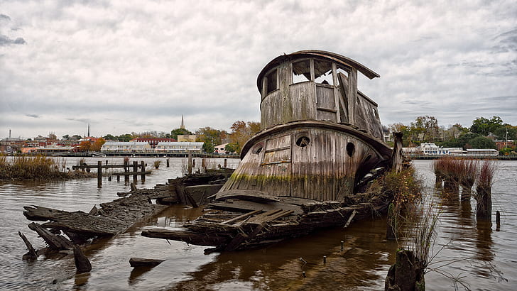city, cityscape, river, shipwreck, abandoned, wood, boat, HD wallpaper