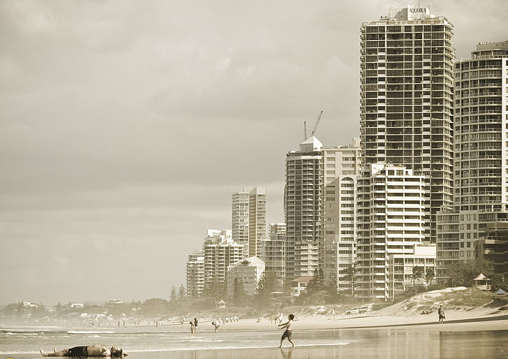 cityscape, beach, people, low saturation, Surfers Paradise, HD wallpaper