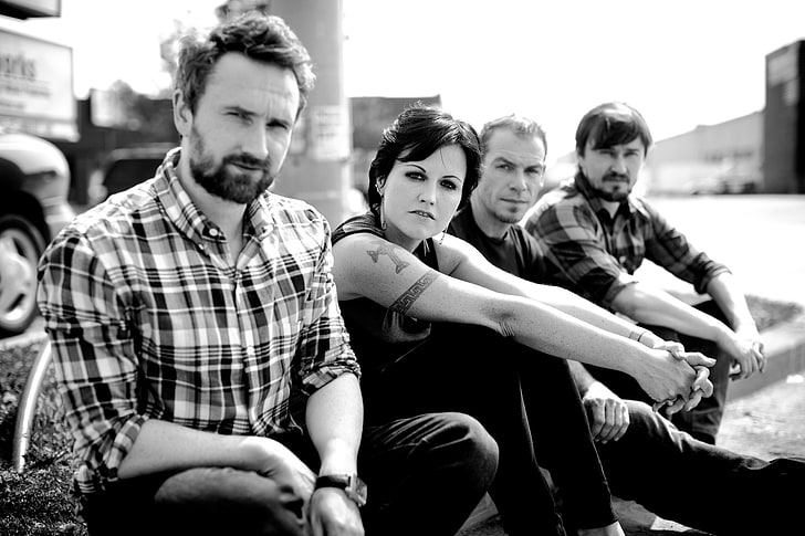 3-man and woman band, music, rock, Dolores O'riordan, the cranberries
