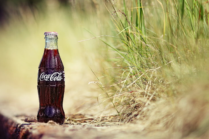 Coca-Cola soda glass bottle, sand, grass, drops, background, Wallpaper, HD wallpaper